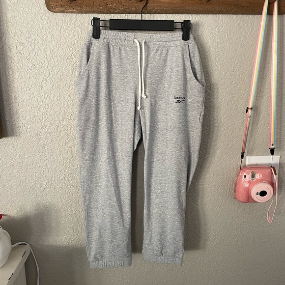 NWT Reebok Training Essentials Joggers - Picture 7 of 10